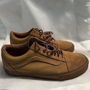 Vans Unisex Low Old Skool Pig Suede Brown Sole Shoe US MENS 10.5 Womens 12